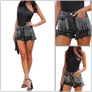 NWOT Women High Rise Ripped Tassels Raw Hem Jean Shorts